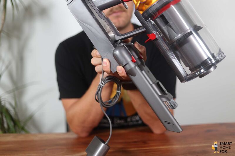 Dyson V15s Detect Submarine: Die Wandhalterung